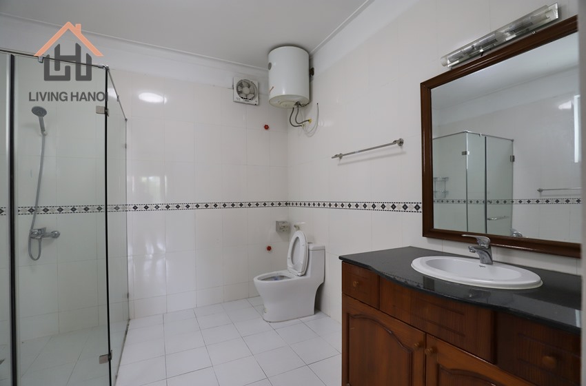 Semi furnished villa with yard for rent in Tay Ho, Hanoi Semi furnished villa with yard for rent in Tay Ho, Hanoi