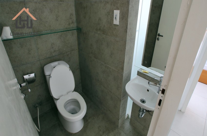 Spacious 02 bedrooms apartment with a huge balcony available for rent in Ba Dinh, Hanoi. Spacious 02 bedrooms apartment with a huge balcony available for rent in Ba Dinh, Hanoi.