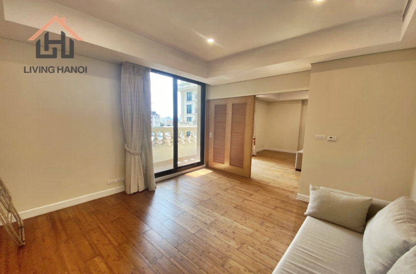 Spacious 03 bedroom condominium for rent in Hoan Kiem, Hanoi Spacious 03 bedroom condominium for rent in Hoan Kiem, Hanoi