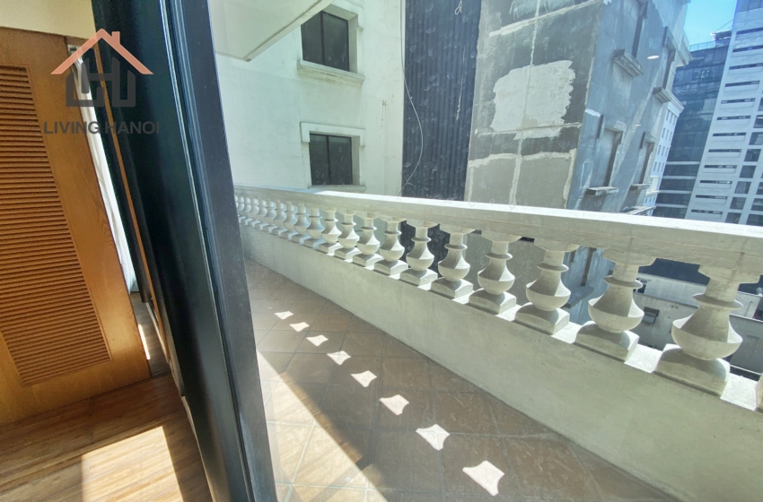 Spacious 03 bedroom condominium for rent in Hoan Kiem, Hanoi Spacious 03 bedroom condominium for rent in Hoan Kiem, Hanoi