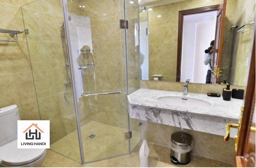Spacious 05 bedroom house for rent in Vinhomes Riverside, Long Bien, Hanoi Spacious 05 bedroom house for rent in Vinhomes Riverside, Long Bien, Hanoi