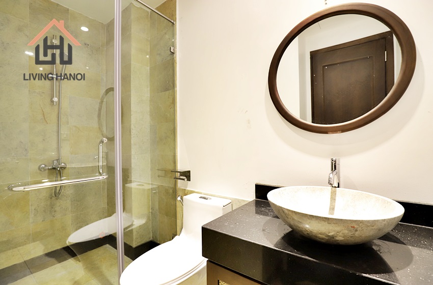 Spacious 4 bedroom apartment for rent with lakeview in Tay Ho, Hanoi Spacious 4 bedroom apartment for rent with lakeview in Tay Ho, Hanoi