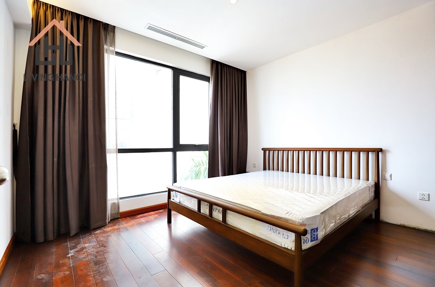 Spacious 4 bedroom apartment for rent with lakeview in Tay Ho, Hanoi Spacious 4 bedroom apartment for rent with lakeview in Tay Ho, Hanoi