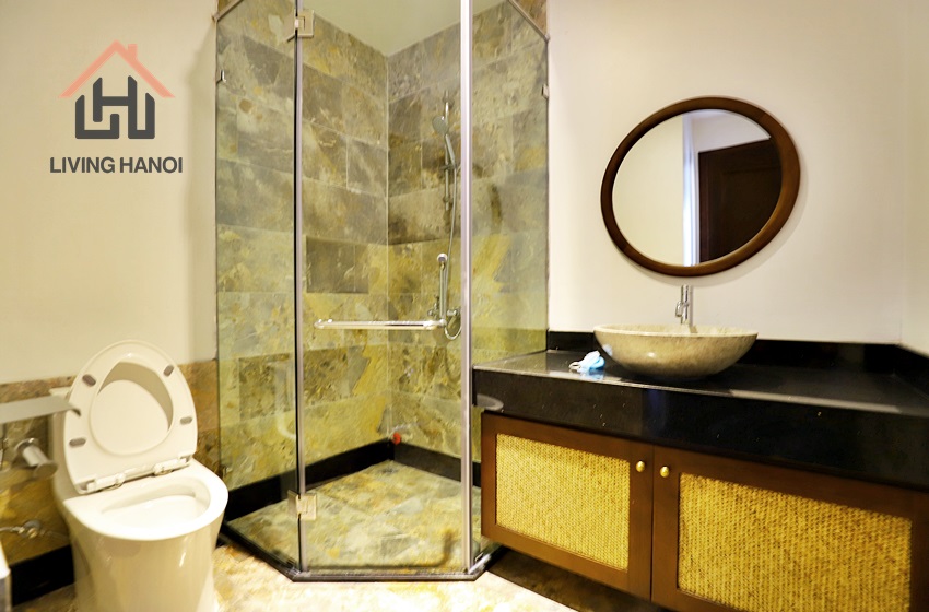 Spacious 4 bedroom apartment for rent with lakeview in Tay Ho, Hanoi Spacious 4 bedroom apartment for rent with lakeview in Tay Ho, Hanoi