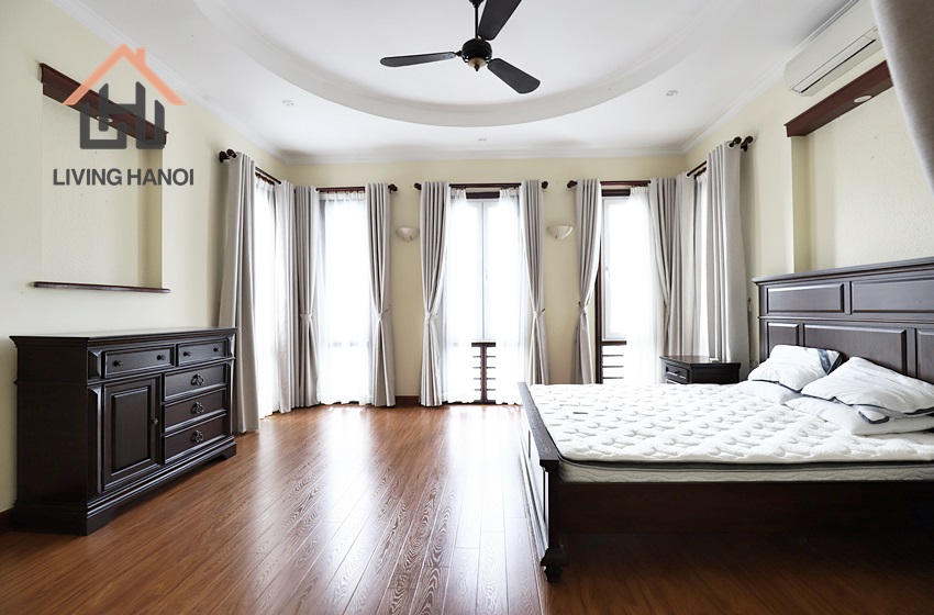 Spacious 5 bedroom house with lake view for rent in Tay Ho, Hanoi. Spacious 5 bedroom house with lake view for rent in Tay Ho, Hanoi.