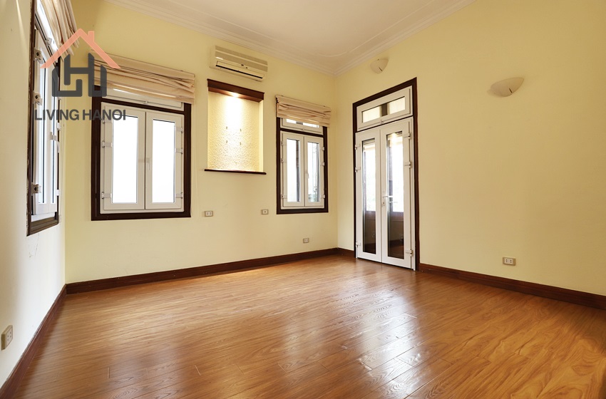 Spacious 5 bedroom house with lake view for rent in Tay Ho, Hanoi. Spacious 5 bedroom house with lake view for rent in Tay Ho, Hanoi.
