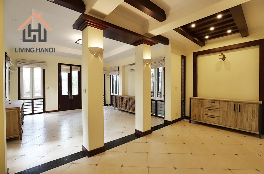 Spacious 5 bedroom house with lake view for rent in Tay Ho, Hanoi. Spacious 5 bedroom house with lake view for rent in Tay Ho, Hanoi.