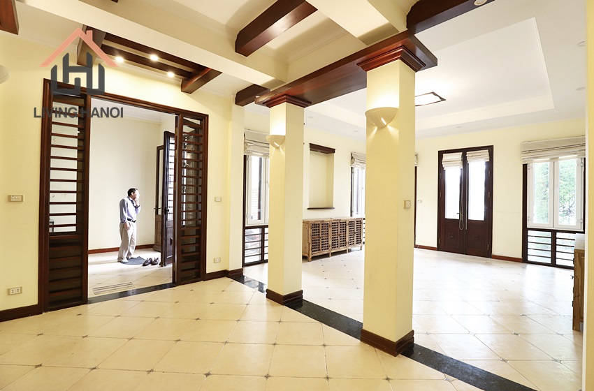 Spacious 5 bedroom house with lake view for rent in Tay Ho, Hanoi. Spacious 5 bedroom house with lake view for rent in Tay Ho, Hanoi.
