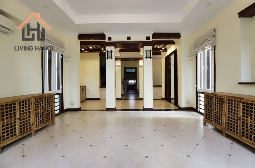 Spacious 5 bedroom house with lake view for rent in Tay Ho, Hanoi. Spacious 5 bedroom house with lake view for rent in Tay Ho, Hanoi.