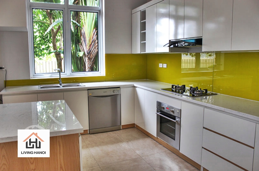 Spacious 5 bedroom villa for rent in Ciputra, Hanoi Spacious 5 bedroom villa for rent in Ciputra, Hanoi