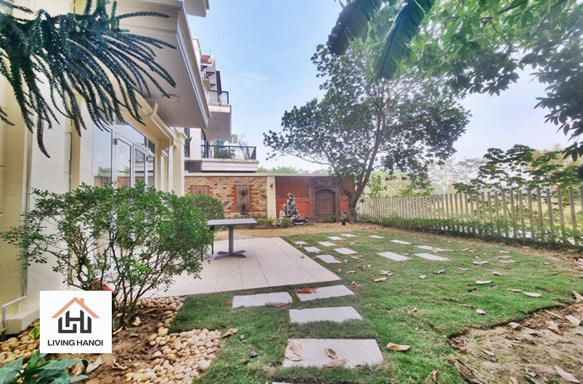Spacious 5 bedroom villa for rent in Ciputra, Hanoi Spacious 5 bedroom villa for rent in Ciputra, Hanoi