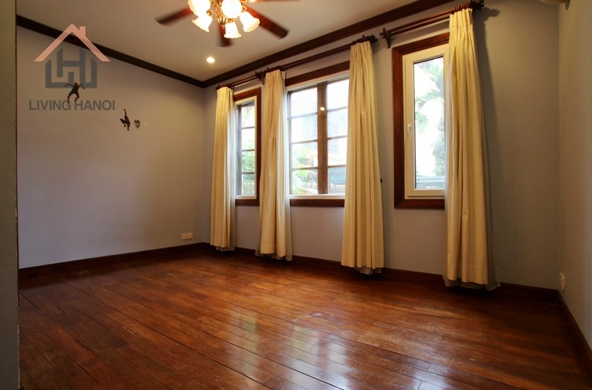 Spacious 5 bedroom villa for rent in Tay Ho, Hanoi Spacious 5 bedroom villa for rent in Tay Ho, Hanoi