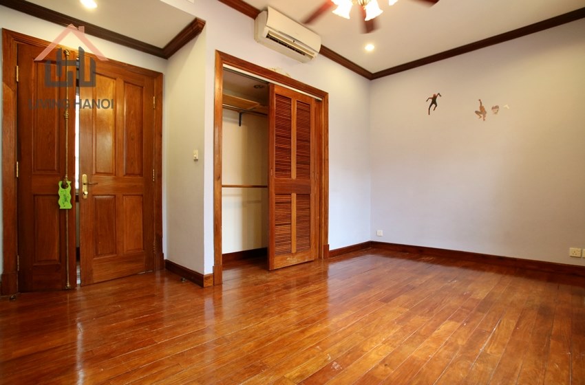 Spacious 5 bedroom villa for rent in Tay Ho, Hanoi Spacious 5 bedroom villa for rent in Tay Ho, Hanoi