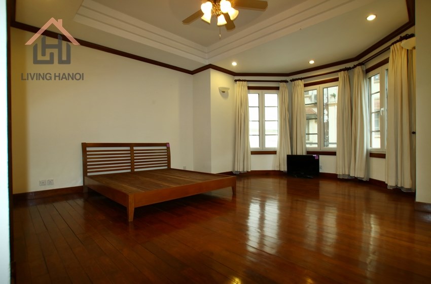 Spacious 5 bedroom villa for rent in Tay Ho, Hanoi Spacious 5 bedroom villa for rent in Tay Ho, Hanoi