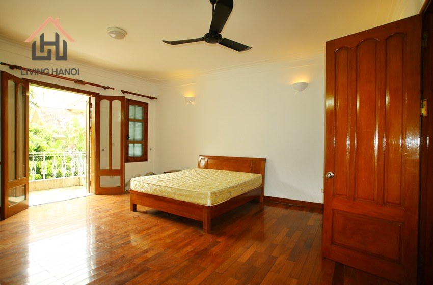 Spacious and gorgegous 4 bedroom house for lease in Tay Ho district, Hanoi Spacious and gorgegous 4 bedroom house for lease in Tay Ho district, Hanoi