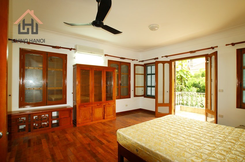 Spacious and gorgegous 4 bedroom house for lease in Tay Ho district, Hanoi Spacious and gorgegous 4 bedroom house for lease in Tay Ho district, Hanoi