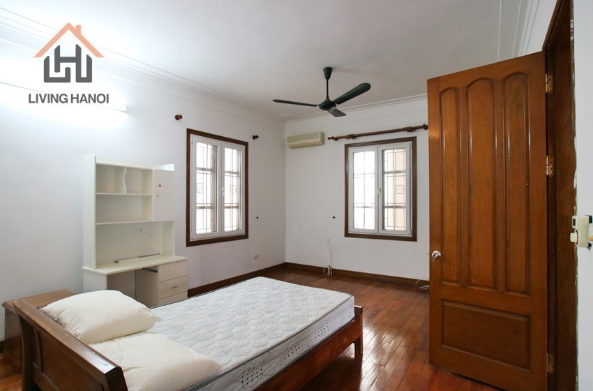 Spacious and gorgegous 4 bedroom house for lease in Tay Ho district, Hanoi Spacious and gorgegous 4 bedroom house for lease in Tay Ho district, Hanoi