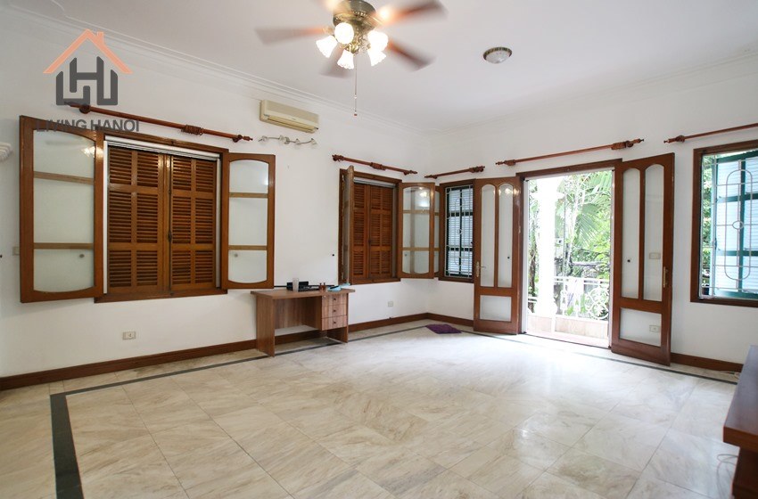 Spacious and gorgegous 4 bedroom house for lease in Tay Ho district, Hanoi Spacious and gorgegous 4 bedroom house for lease in Tay Ho district, Hanoi