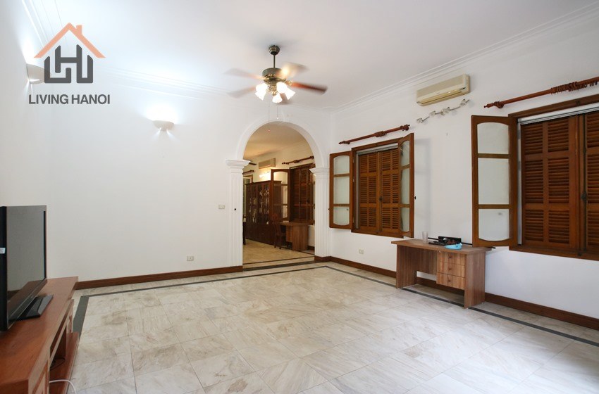 Spacious and gorgegous 4 bedroom house for lease in Tay Ho district, Hanoi Spacious and gorgegous 4 bedroom house for lease in Tay Ho district, Hanoi