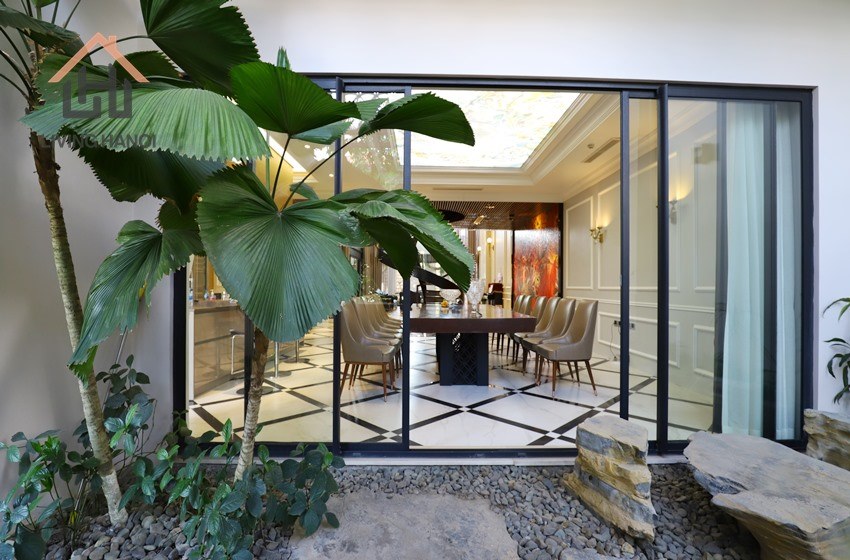 Spacious and modern triplex apartment for rent in Tay Ho, Hanoi Spacious and modern triplex apartment for rent in Tay Ho, Hanoi
