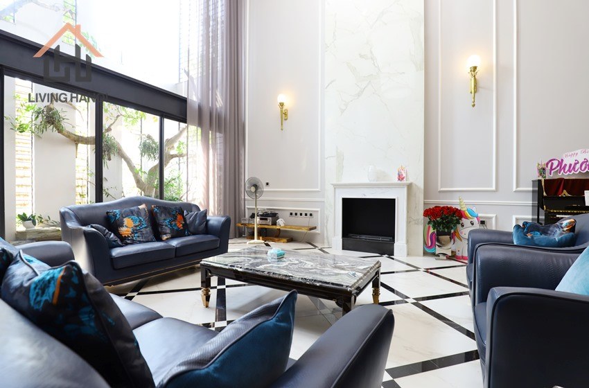 Spacious and modern triplex apartment for rent in Tay Ho, Hanoi Spacious and modern triplex apartment for rent in Tay Ho, Hanoi
