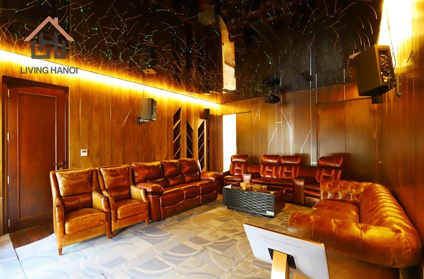 Spacious and modern triplex apartment for rent in Tay Ho, Hanoi Spacious and modern triplex apartment for rent in Tay Ho, Hanoi