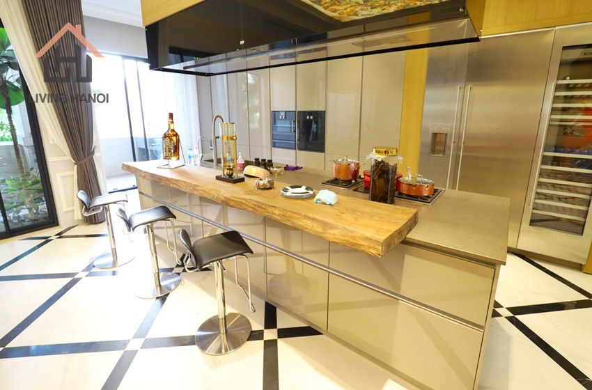 Spacious and modern triplex apartment for rent in Tay Ho, Hanoi Spacious and modern triplex apartment for rent in Tay Ho, Hanoi