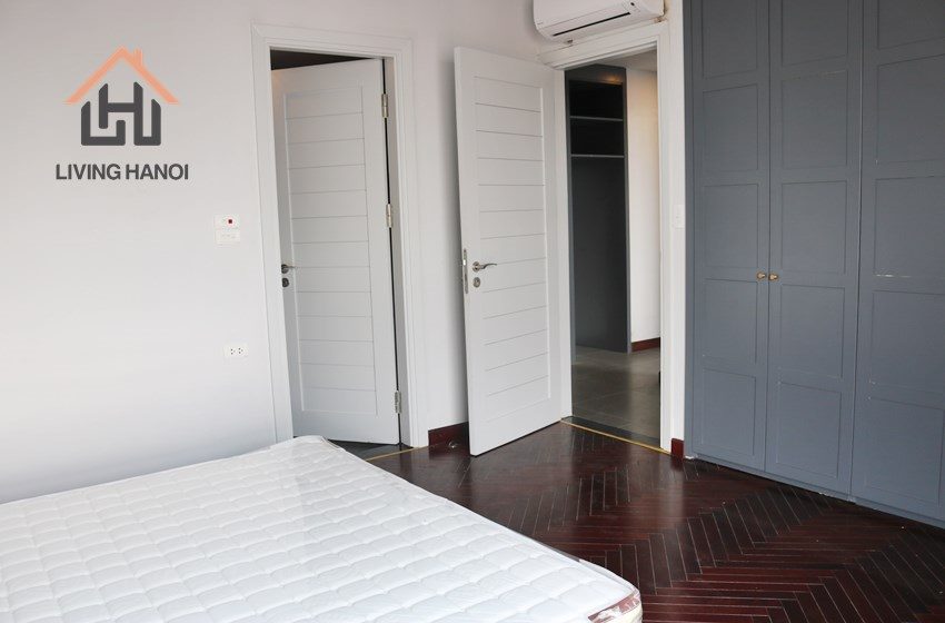 Spacious apartment with 05 bedroom for rent in Tay Ho, Hanoi Spacious apartment with 05 bedroom for rent in Tay Ho, Hanoi