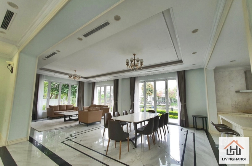 Spacious house with 5 bedrooms for rent in Vinhomes Riverside, Hanoi Spacious house with 5 bedrooms for rent in Vinhomes Riverside, Hanoi