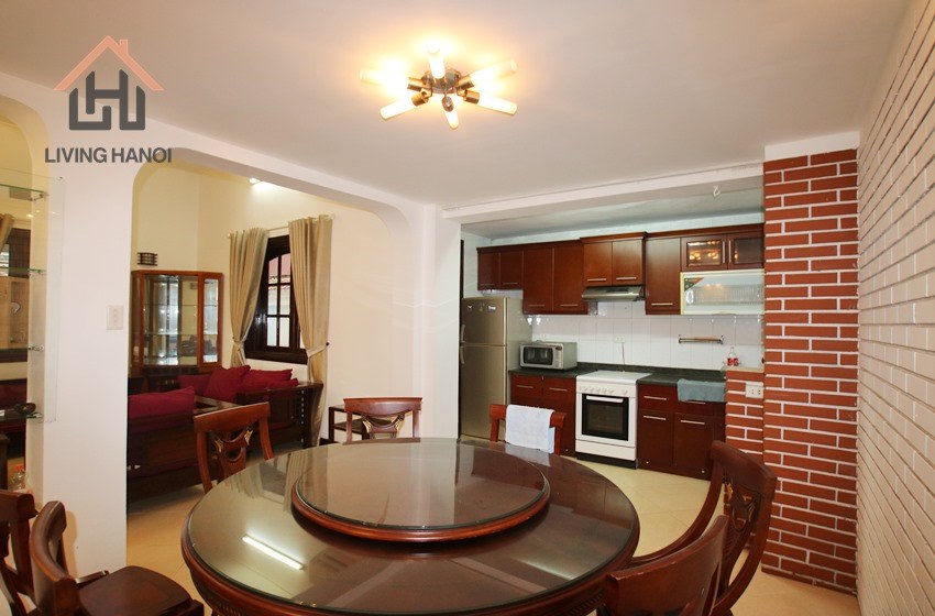 Spacious house with green view for rent in Tay Ho, Hanoi Spacious house with green view for rent in Tay Ho, Hanoi