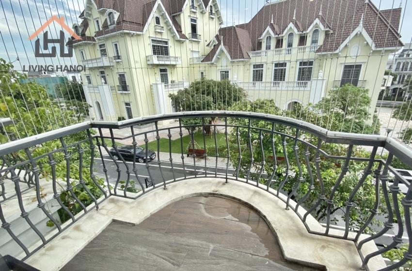 Spacious vila for rent in Vinhomes Harmony, Hanoi Spacious vila for rent in Vinhomes Harmony, Hanoi