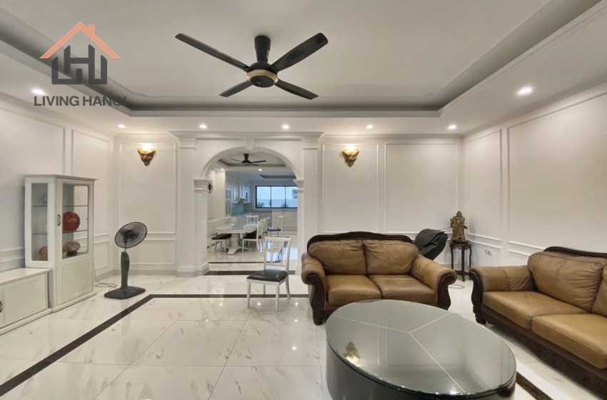 Spacious vila for rent in Vinhomes Harmony, Hanoi Spacious vila for rent in Vinhomes Harmony, Hanoi