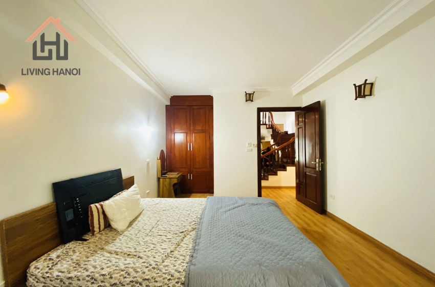 Stunning Full Furnished 4 bedroom house in Tay Ho, Hanoi. Stunning Full Furnished 4 bedroom house in Tay Ho, Hanoi.