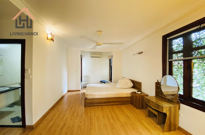 Stunning Full Furnished 4 bedroom house in Tay Ho, Hanoi. Stunning Full Furnished 4 bedroom house in Tay Ho, Hanoi.