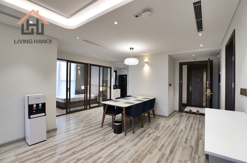 Stunning service condominium with 3 bedrooms for rent in Ba Dinh, Hanoi Stunning service condominium with 3 bedrooms for rent in Ba Dinh, Hanoi