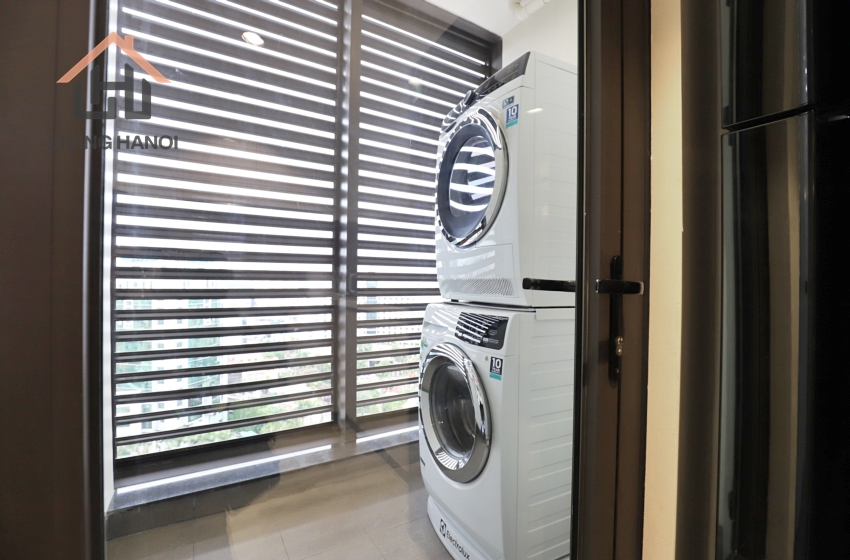 Stunning service condominium with 3 bedrooms for rent in Ba Dinh, Hanoi Stunning service condominium with 3 bedrooms for rent in Ba Dinh, Hanoi