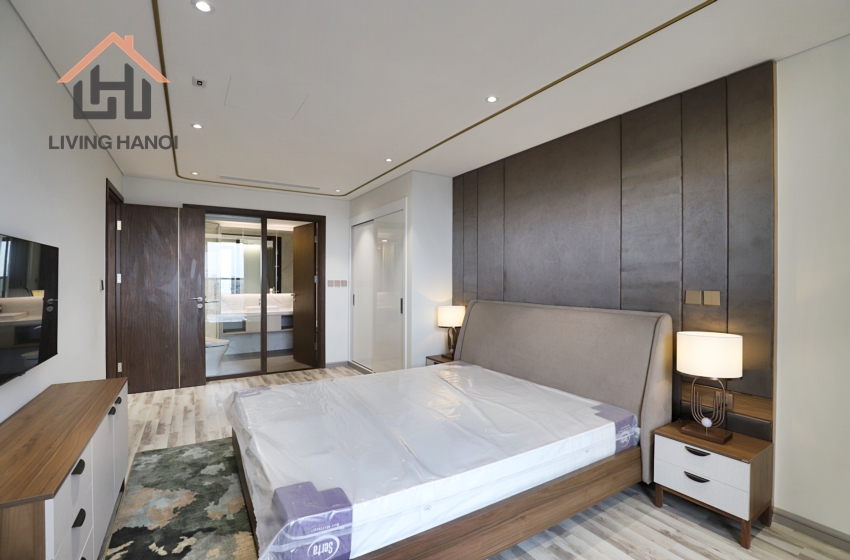 Stunning service condominium with 3 bedrooms for rent in Ba Dinh, Hanoi Stunning service condominium with 3 bedrooms for rent in Ba Dinh, Hanoi