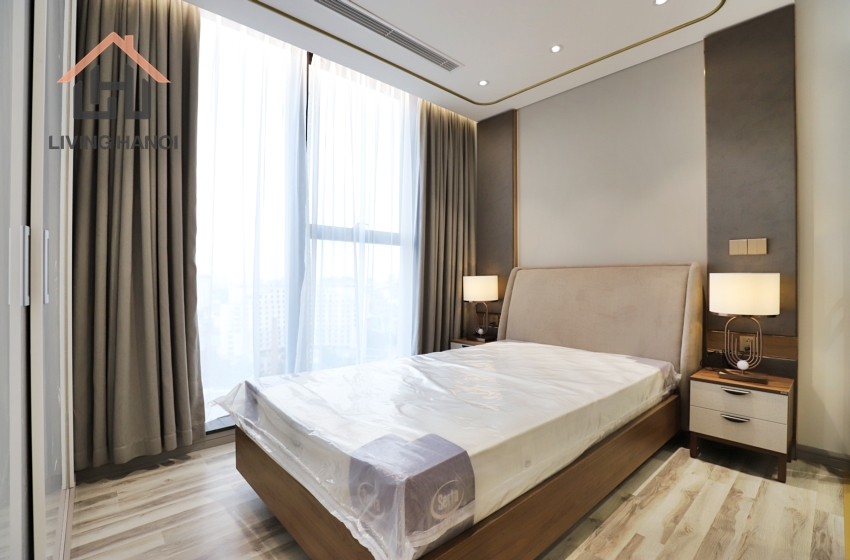 Stunning service condominium with 3 bedrooms for rent in Ba Dinh, Hanoi Stunning service condominium with 3 bedrooms for rent in Ba Dinh, Hanoi