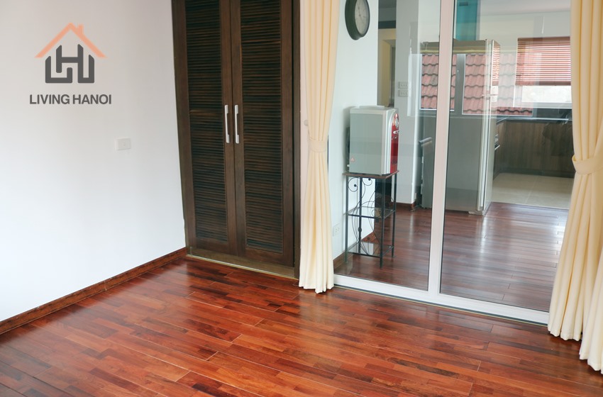 Super bright 04 apartment with big balcony for rent in Tay Ho, Hanoi Super bright 04 apartment with big balcony for rent in Tay Ho, Hanoi