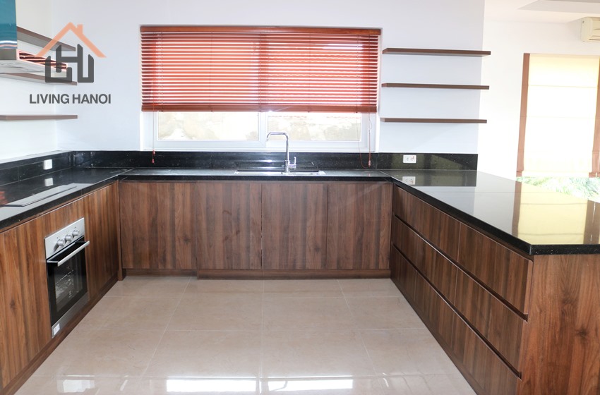 Super bright 04 apartment with big balcony for rent in Tay Ho, Hanoi Super bright 04 apartment with big balcony for rent in Tay Ho, Hanoi