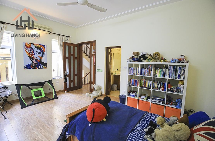 Swimming pool villa for rent in Tay Ho, Hanoi Swimming pool villa for rent in Tay Ho, Hanoi