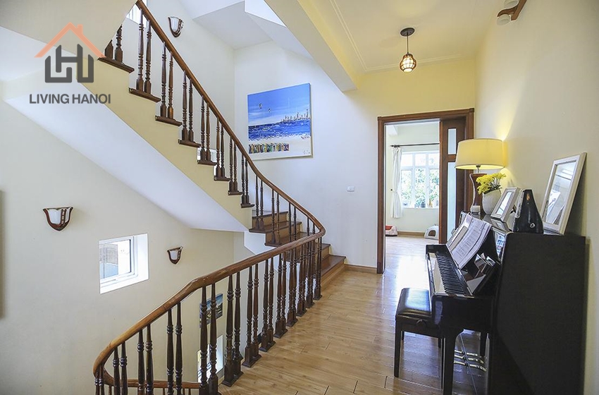 Swimming pool villa for rent in Tay Ho, Hanoi Swimming pool villa for rent in Tay Ho, Hanoi