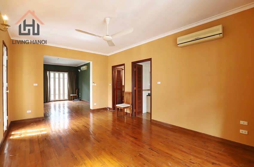 Swimming pool villa with garden for rent in To Ngoc Van, Tay Ho, Hanoi Swimming pool villa with garden for rent in To Ngoc Van, Tay Ho, Hanoi