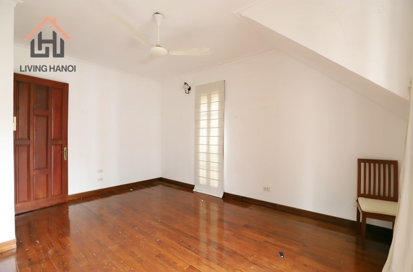 Swimming pool villa with garden for rent in To Ngoc Van, Tay Ho, Hanoi Swimming pool villa with garden for rent in To Ngoc Van, Tay Ho, Hanoi