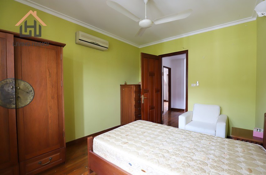 Swimming pool villa with garden for rent in To Ngoc Van, Tay Ho, Hanoi Swimming pool villa with garden for rent in To Ngoc Van, Tay Ho, Hanoi