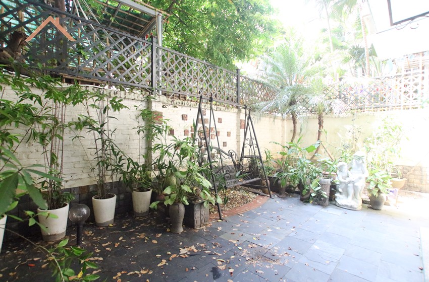TAY HO – 04 bedrooms house with sauna available for rent TAY HO – 04 bedrooms house with sauna available for rent
