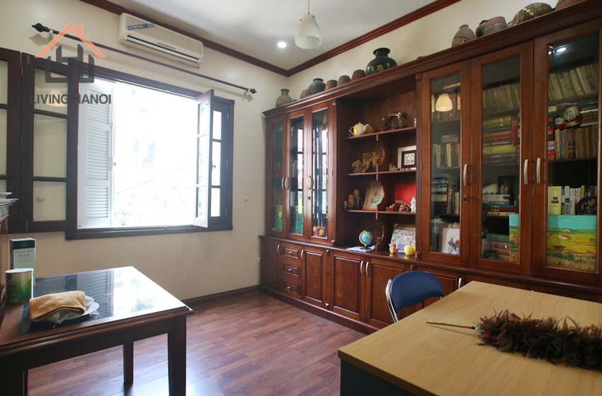 TAY HO – 04 bedrooms house with sauna available for rent TAY HO – 04 bedrooms house with sauna available for rent