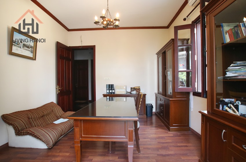 TAY HO – 04 bedrooms house with sauna available for rent TAY HO – 04 bedrooms house with sauna available for rent