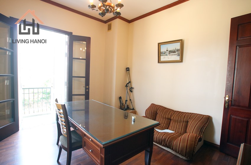 TAY HO – 04 bedrooms house with sauna available for rent TAY HO – 04 bedrooms house with sauna available for rent