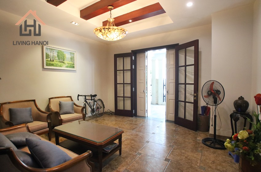 TAY HO – 04 bedrooms house with sauna available for rent TAY HO – 04 bedrooms house with sauna available for rent
